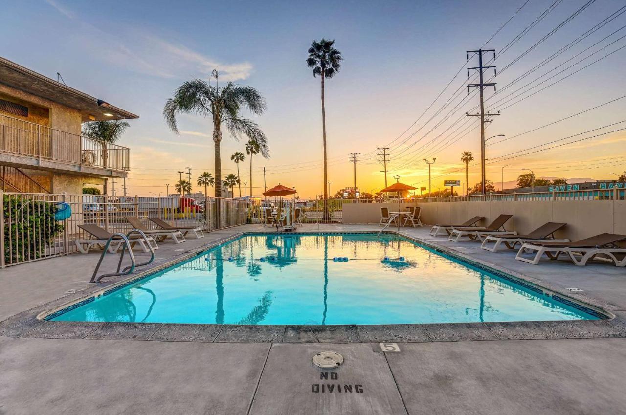 Motel 6-San Bernardino, Ca - South Exterior photo